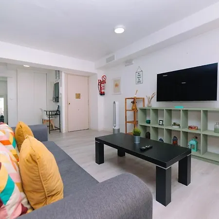 Apartman Acogedor Junto Al Puerto De By *